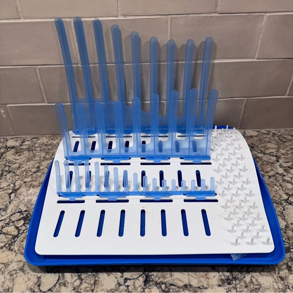 Dr. Browns baby bottle drying rack
